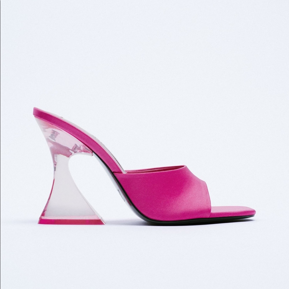 Pink High Heeled Methacrylate